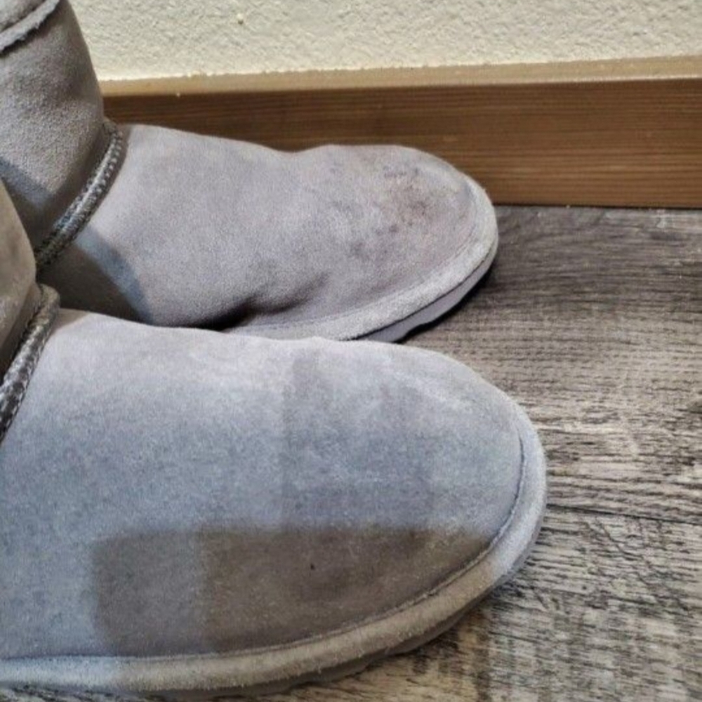 BearPaw Gray Suede Emblem Boots
